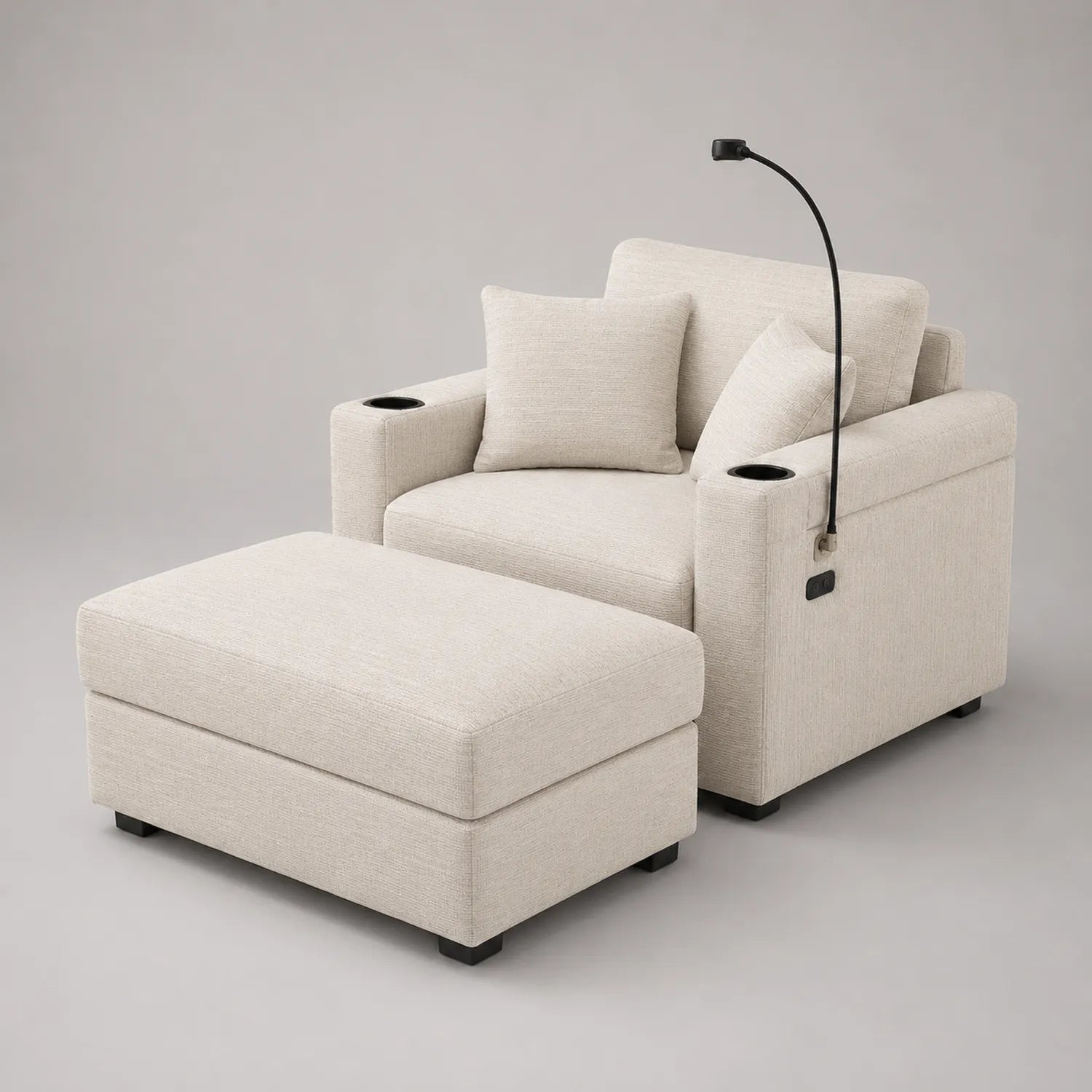 Polstersessel mit Hocker und Leselampe in Beige